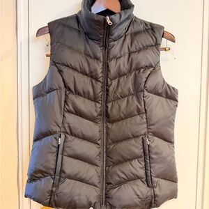 Eddie Bauer Women's Black Puffer Vest